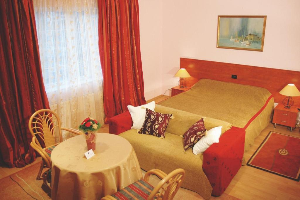 Country Club La Mesteceni Себеш Екстер'єр фото
